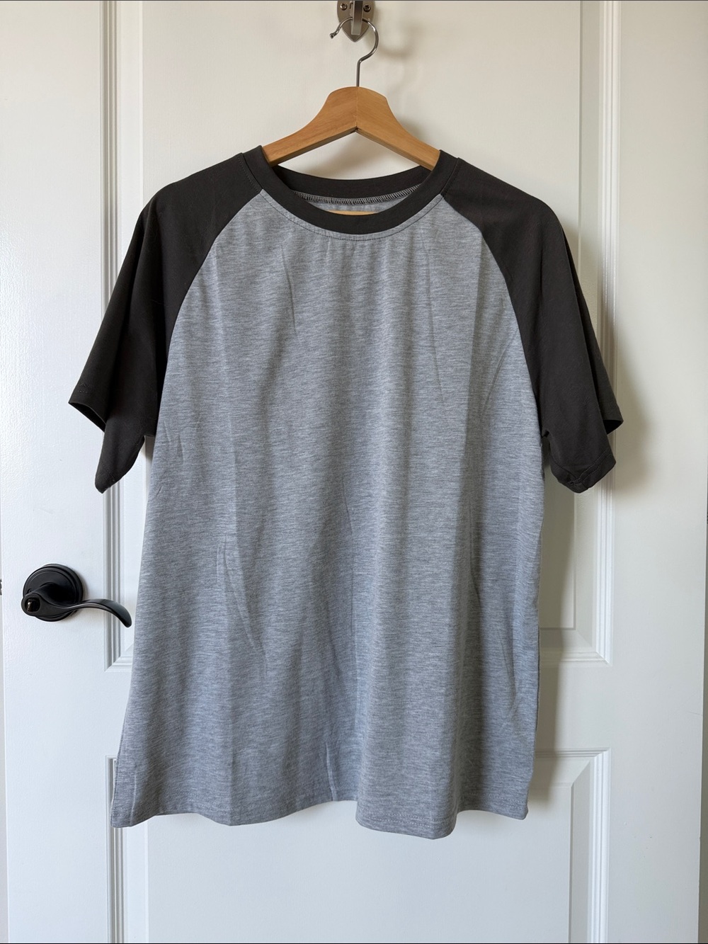 Two-Tone Gray Short-Sleeve Shirt